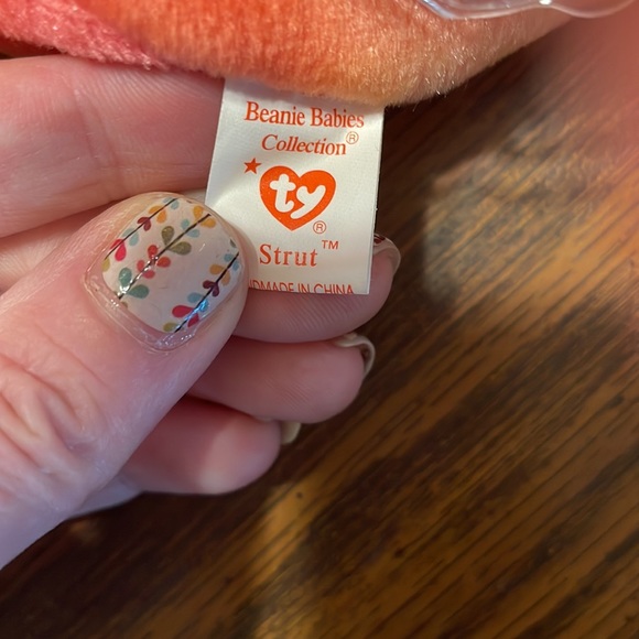 Strut the rooster small ty beanie baby in excellent cod condition tag protected - Picture 4 of 6